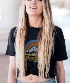 Nayked Apparel Tops>Women'S Ridiculously Soft Graphic Tee | Pacific Northwest