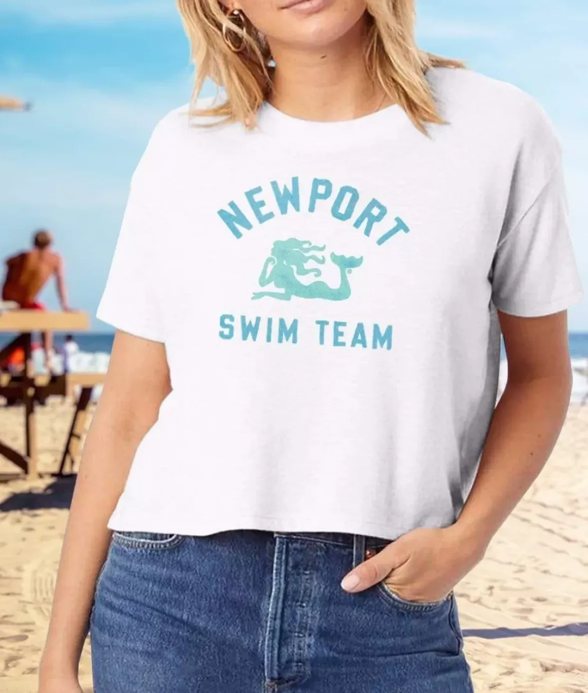 Nayked Apparel Tops>Women'S Vintage Graphic Crop T-Shirt | Newport